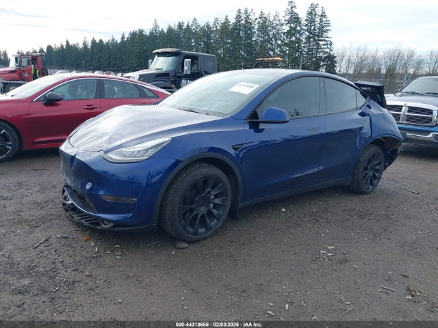 2021 TESLA MODEL Y 5YJYGDEEXMF286800 Photo 1