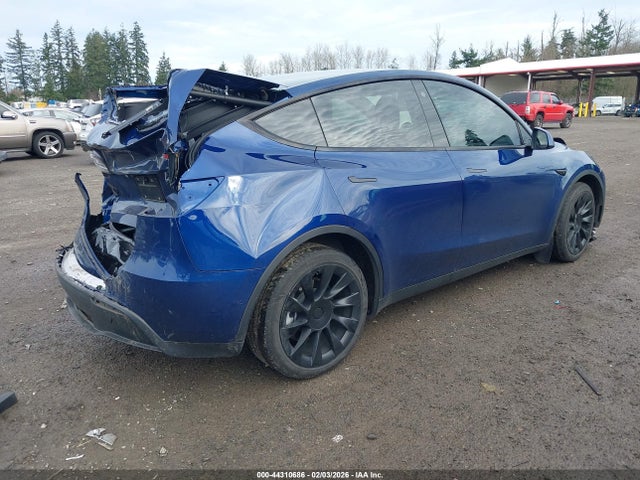 2021 TESLA MODEL Y 5YJYGDEEXMF286800 Photo 3