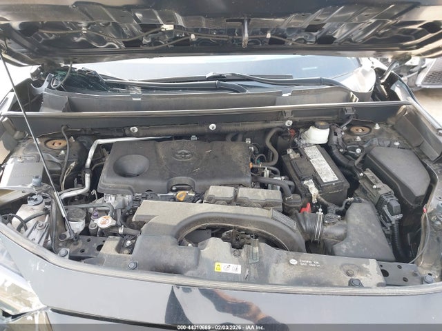 Toyota Rav4 Xle Premium 2019 2T3C1RFV3KC030997 Image 10
