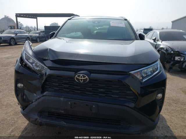 Toyota Rav4 Xle Premium 2019 2T3C1RFV3KC030997 Image 12