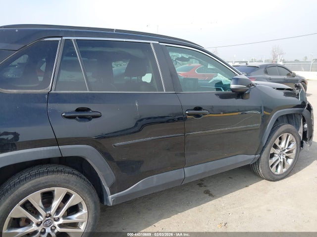 Toyota Rav4 Xle Premium 2019 2T3C1RFV3KC030997 Image 13