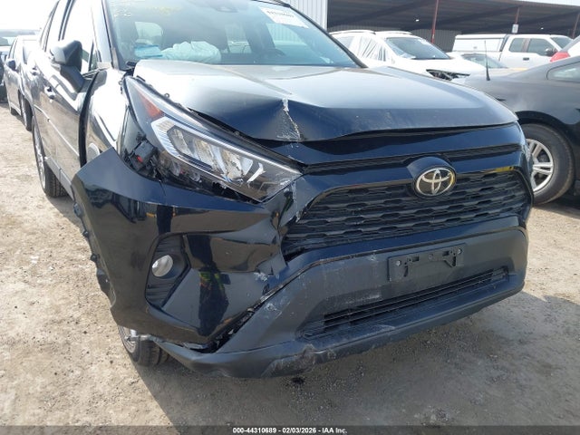 Toyota Rav4 Xle Premium 2019 2T3C1RFV3KC030997 Image 6