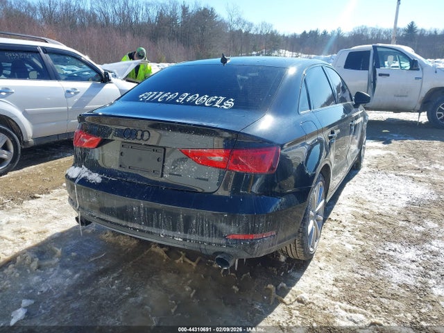 44310691 :رقم المزاد ، WAUEFGFF1F1041665 vin ، 2015 Audi A3 2.0t Premium مزاد بيع