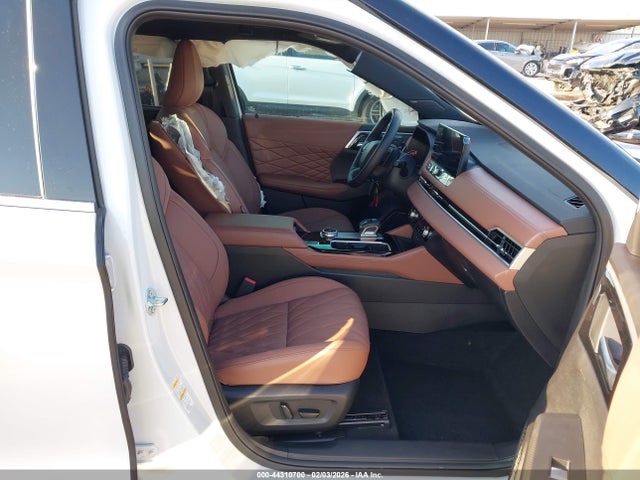 2025 MITSUBISHI OUTLANDER JA4J3WA88SZ019455 Photo 4