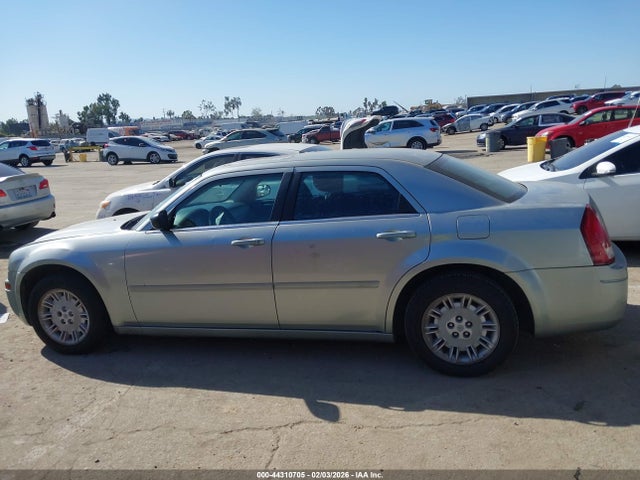 Продаж на аукціоні авто 2005 Chrysler 300, vin: 2C3JA43R15H168983, номер лоту: 44310705