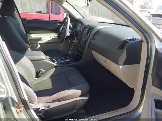 2005 CHRYSLER 300 2C3JA43R15H168983 Photo 4