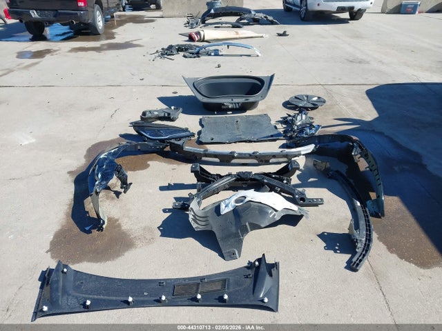 Продаж на аукціоні авто 2025 Tesla Model 3 Long Range All-wheel Drive, vin: 5YJ3E1EB4SF910267, номер лоту: 44310713