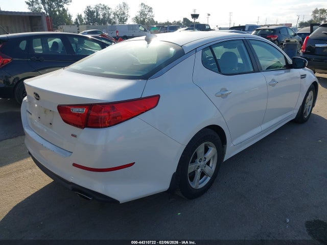 KIA Optima Lx 2015 KNAGM4A72F5645778 Image 4