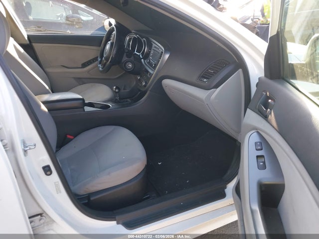 KIA Optima Lx 2015 KNAGM4A72F5645778 Image 5
