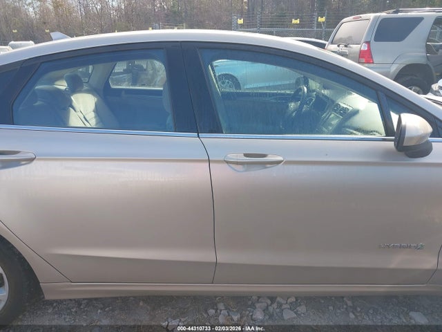 Ford Fusion Hybrid Se 2019 3FA6P0LU1KR119947 Image 13