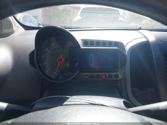 1G1JC6SB7F4127951 Chevrolet Sonic Lt Auto