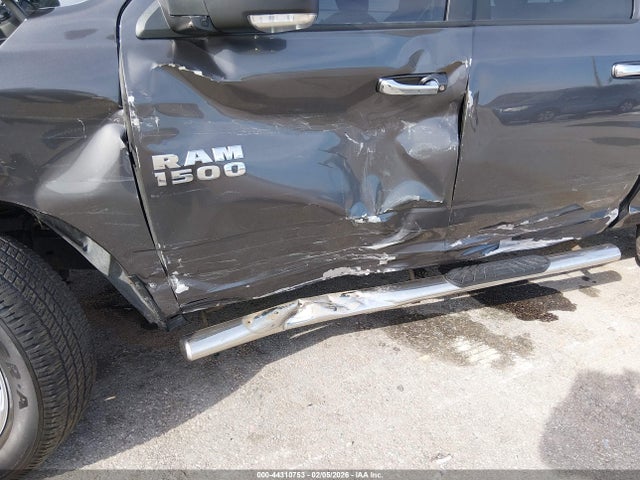 Продажа на аукционе авто 2018 Ram 1500 Big Horn  4x4 5'7 Box, vin: 1C6RR7LG7JS269883, номер лота: 44310753