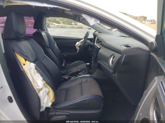 5YFBURHE3JP751764 Toyota COROLLA SE