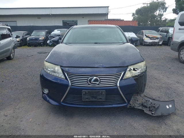 JTHBK1GGXE2111158 Lexus ES 350