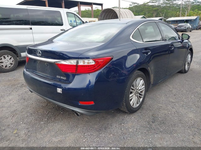 JTHBK1GGXE2111158 Lexus ES 350