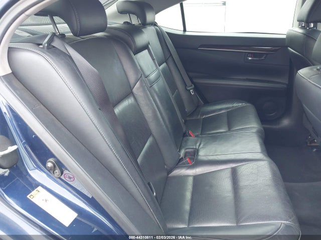 JTHBK1GGXE2111158 Lexus ES 350