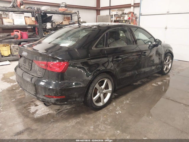2016 AUDI A3 WAUB8GFF7G1056346 Photo 3
