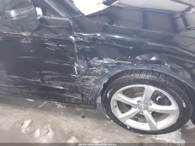 2016 AUDI A3 WAUB8GFF7G1056346 Photo 5