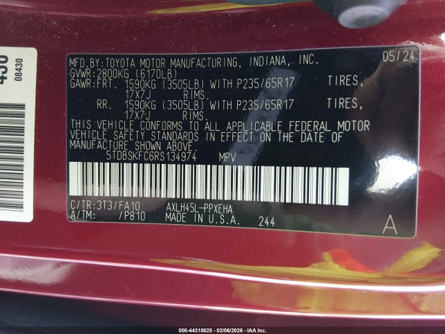 Toyota SIENNA LE 2024 5TDBSKFC6RS134974 Image 9