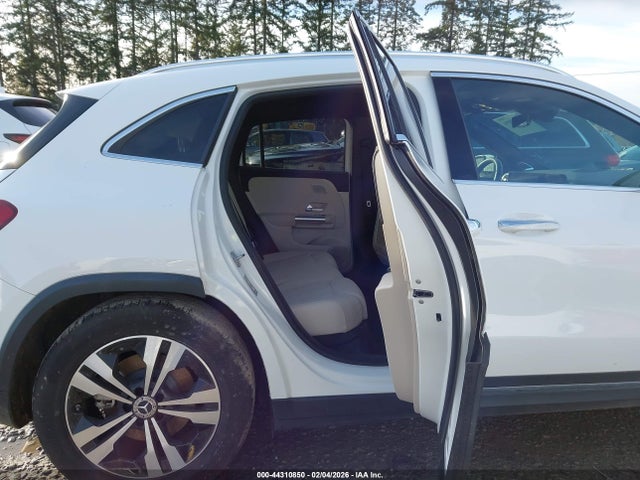 W1N4N4HB9RJ609345 Mercedes-Benz Gla 250 4matic