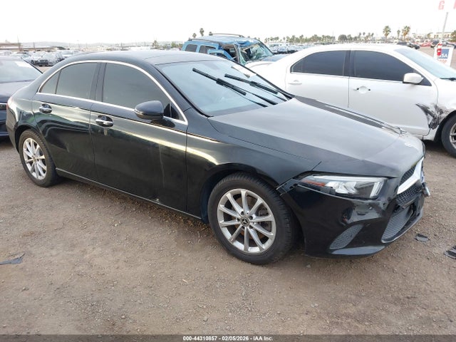 2021 MERCEDES-BENZ A 220 W1K3G4EB7MJ270827