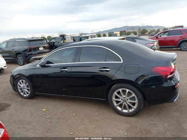 2021 Mercedes-benz A 220 მანქანა იყიდება აუქციონზე, vin: W1K3G4EB7MJ270827, აუქციონის ნომერი: 44310857