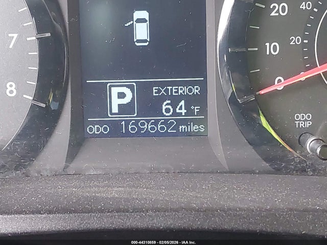 5TDKK3DC1FS645626 Toyota Sienna Le 8 Passenger