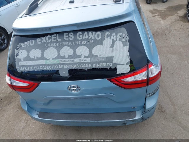 5TDKK3DC1FS645626 Toyota Sienna Le 8 Passenger