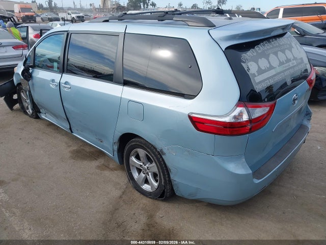 5TDKK3DC1FS645626 Toyota Sienna Le 8 Passenger