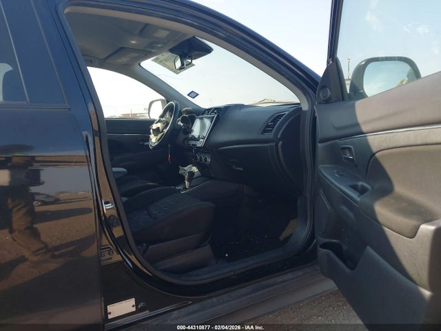 2022 MITSUBISHI OUTLANDER SPORT JA4APUAU0NU018078 Photo 4