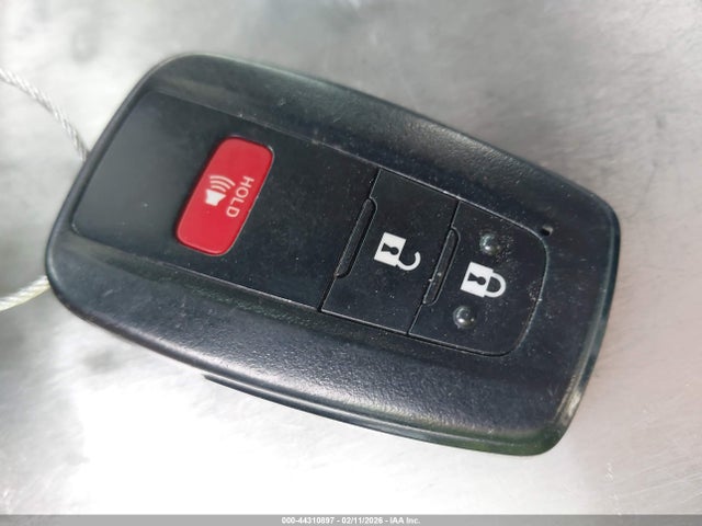 2T3W1RFV3LC052528 Toyota Rav4 Xle