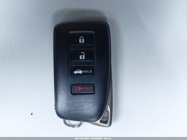 44310908 :رقم المزاد ، JTHBA1D25H5045634 vin ، 2017 Lexus Is 200t مزاد بيع