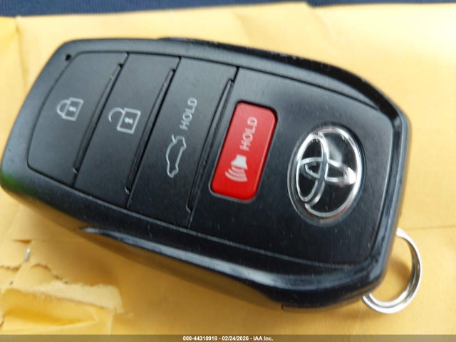 Toyota CAMRY XLE 2025 4T1DAACK9SU069097 Image 11