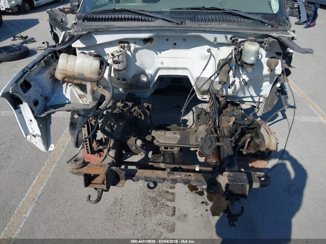 44310920 :رقم المزاد ، 1GTGC29U3YE288716 vin ، 2000 Gmc Sierra 2500 Sle مزاد بيع