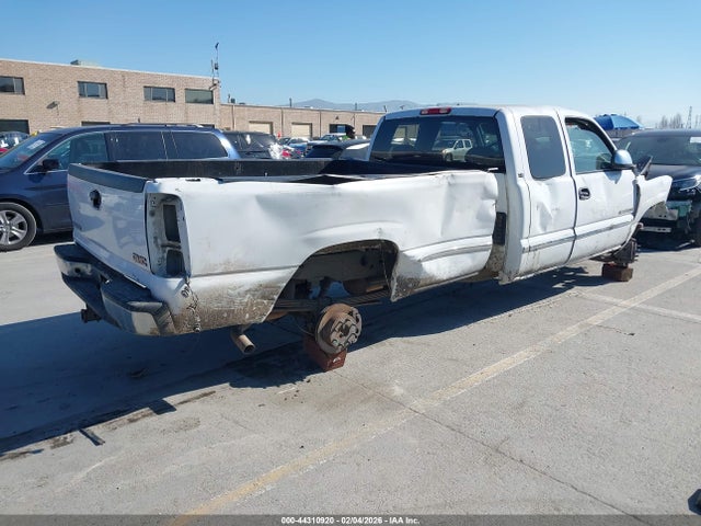 44310920 :رقم المزاد ، 1GTGC29U3YE288716 vin ، 2000 Gmc Sierra 2500 Sle مزاد بيع