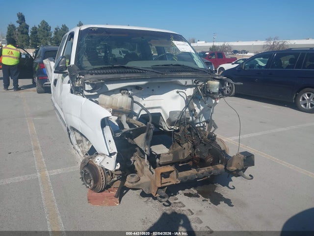 44310920 :رقم المزاد ، 1GTGC29U3YE288716 vin ، 2000 Gmc Sierra 2500 Sle مزاد بيع