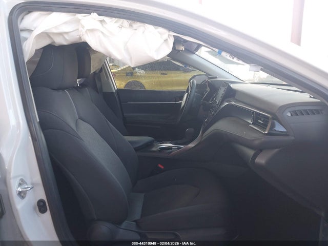 Toyota Camry Le Hybrid 2023 4T1C31AK9PU056561 Image 5