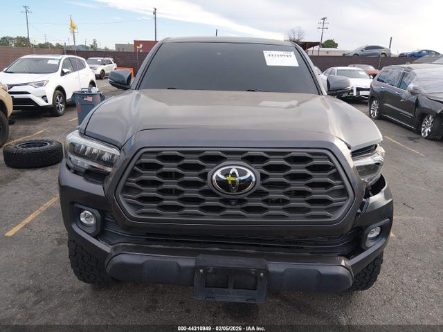 3TMDZ5BN3LM090243 Toyota Tacoma Trd Off-road