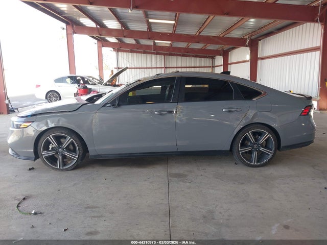 1HGCY2F52SA015540 Honda Accord Hybrid Sport