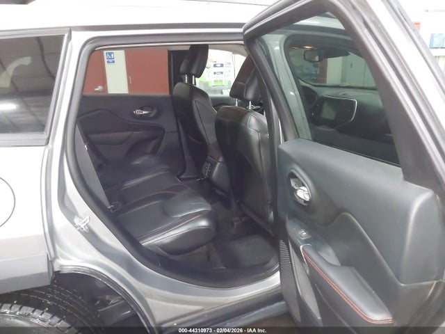 1C4PJMBB0FW648722 Jeep Cherokee Trailhawk