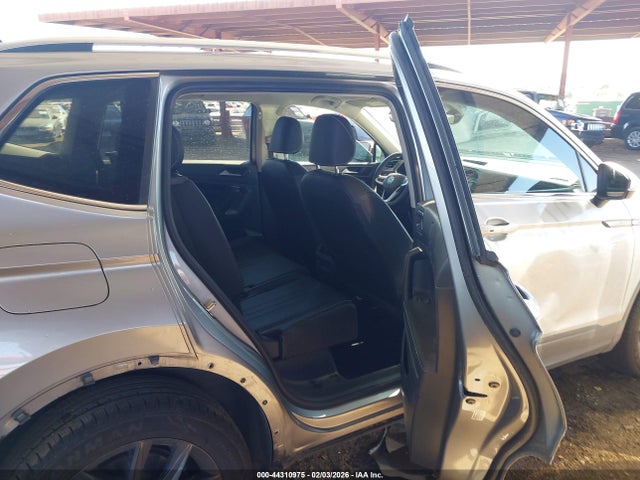 3VV3B7AXXNM060854 Volkswagen Tiguan 2.0t Se