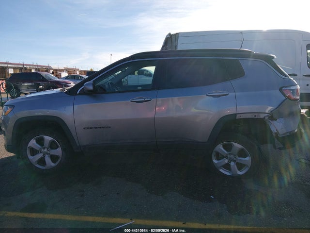 2018 Jeep Compass Latitude 4x4 მანქანა იყიდება აუქციონზე, vin: 3C4NJDBB9JT168345, აუქციონის ნომერი: 44310984