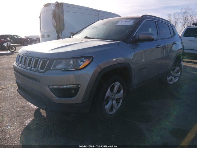 2018 Jeep Compass Latitude 4x4 მანქანა იყიდება აუქციონზე, vin: 3C4NJDBB9JT168345, აუქციონის ნომერი: 44310984