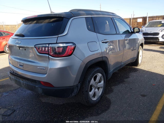 2018 Jeep Compass Latitude 4x4 მანქანა იყიდება აუქციონზე, vin: 3C4NJDBB9JT168345, აუქციონის ნომერი: 44310984