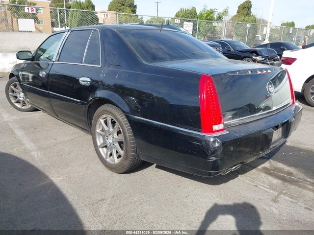 2006 CADILLAC DTS 1G6KD57916U113264 Photo 2