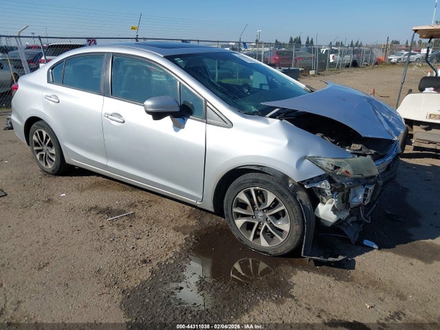 2015 2HGFB2F85FH517099 main image
