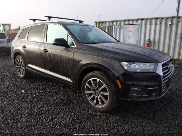 2017 AUDI Q7 WA1LAAF71HD021698