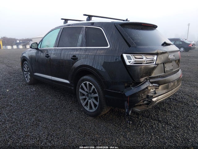 2017 AUDI Q7 WA1LAAF71HD021698 Photo 2