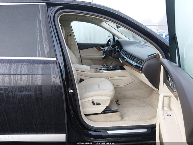 2017 AUDI Q7 WA1LAAF71HD021698 Photo 4