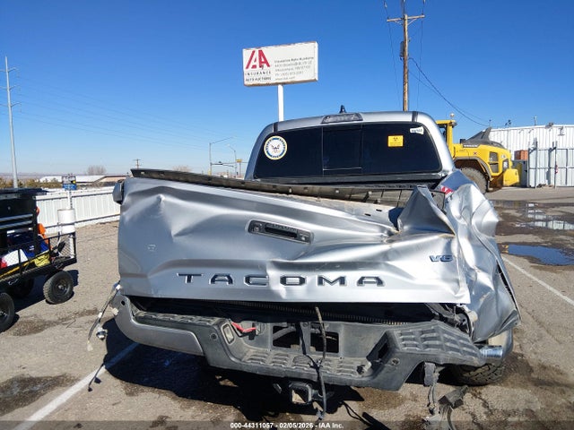 3TMCZ5AN1MM433033 Toyota Tacoma Trd Sport